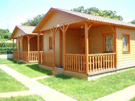 vente de bungalow en bois pr�fabriqu�, fabricant de bungalow en bois et chalet en bois pour terrains de camping, construction, importation, installation et montage sur site de campings de chalets en bois pr�fabriqu�s, constructeur de bungalow en bois, importateur de chalets, camping, fabrication bungalows en bois, fabricant de bungalows, vente et conception d'un bungalow